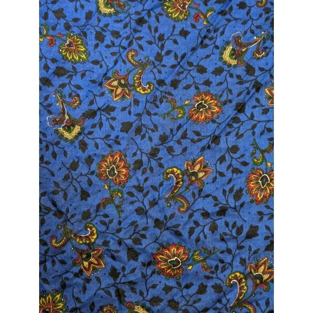 Unbranded vintage square